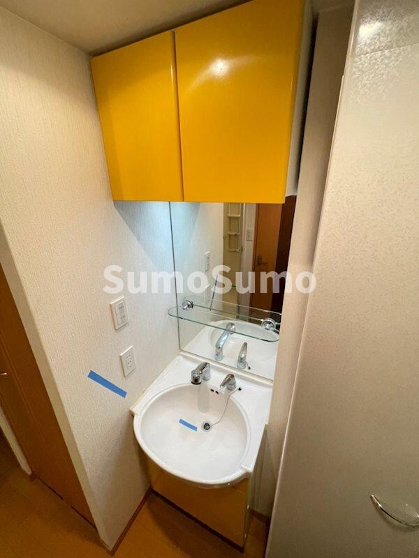 物件内観写真11　(使いやすい洗面所です)