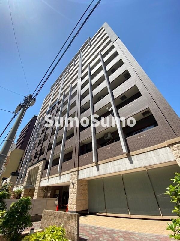 物件外観写真1　(きれいな外観です)