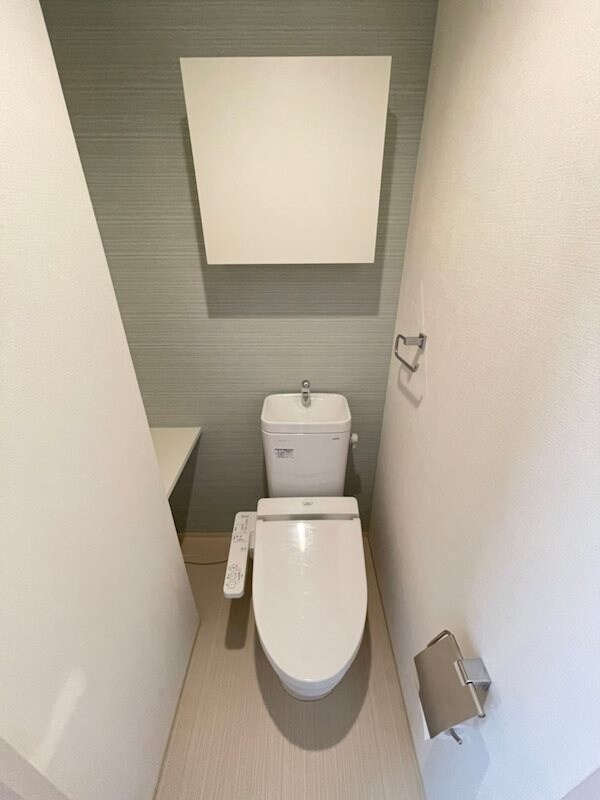 トイレ(コンパクトで使いやすいトイレです)