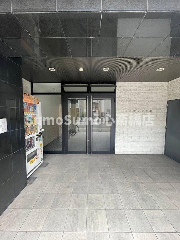 物件外観写真2　(外はこのようになっています)