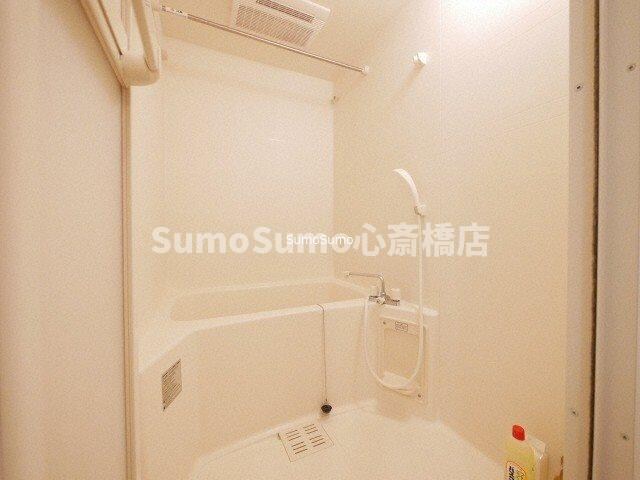 物件内観写真8　(落ち着いた空間のお風呂です)