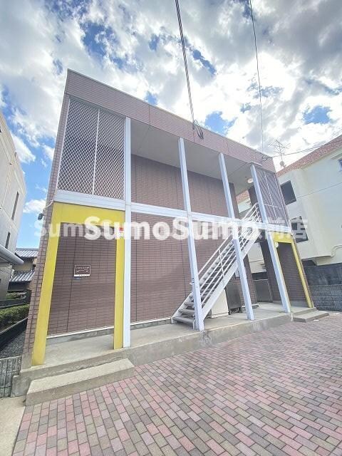 物件外観写真2　(外観もきれいです)