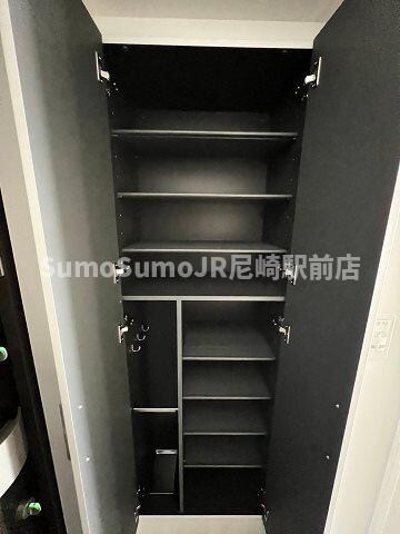 物件内観写真14　(大きなものも収納できそうです)