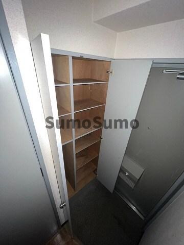 物件内観写真17　(大きなスペースがあり、収納には困りません)