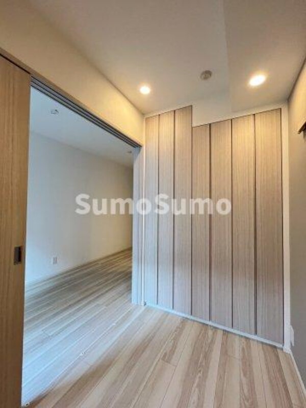 内装他(個人の部屋や寝室として使える洋室です)