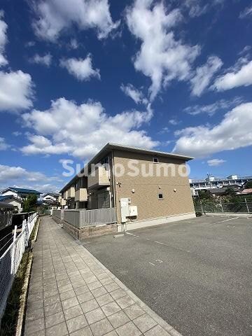 物件外観写真1　(外観も気になるポイント)