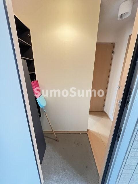 物件内観写真3　(玄関です)