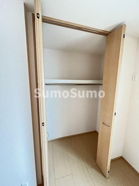 物件内観写真13　(たっぷりとした収納スペースです)
