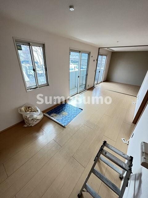 物件内観写真15　(使いやすい居間です)