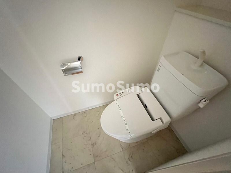 物件内観写真12　(シンプルで使いやすいトイレです)