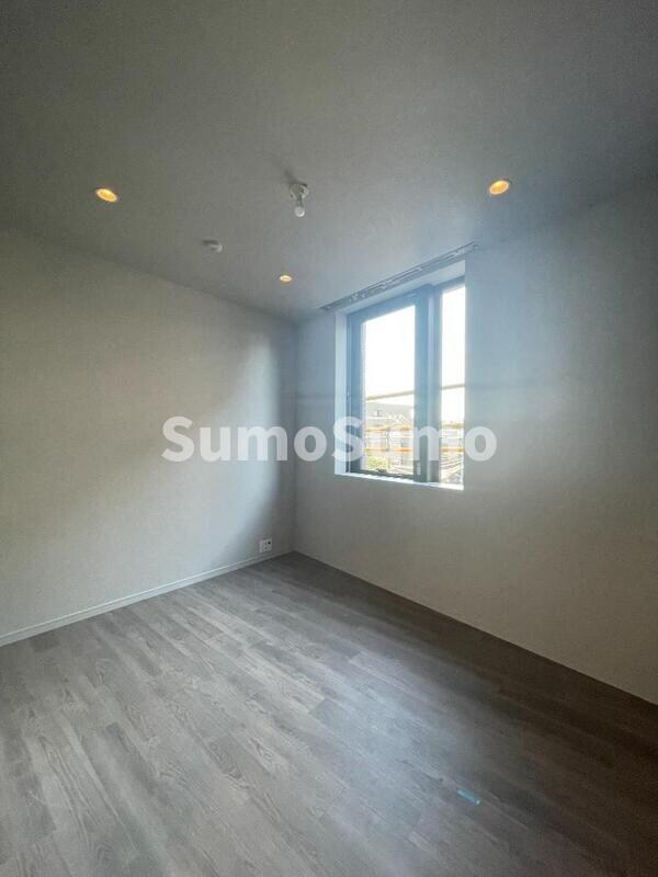 寝室(使い勝手のいい寝室です)