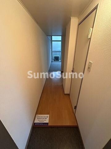 物件内観写真3　(シンプルで使いやすい玄関です)