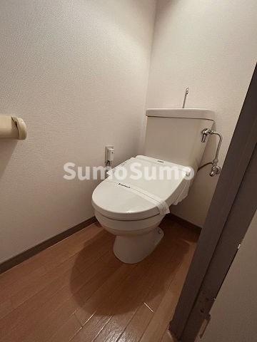 物件内観写真10　(コンパクトで使いやすいトイレです)