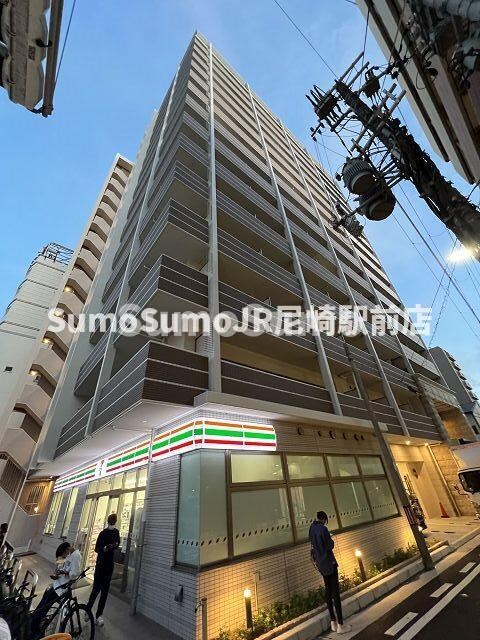 物件外観写真1　(外観もきれいです)