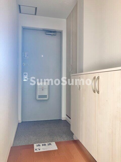物件内観写真4　(毎日通る玄関はこちらです)