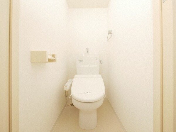 トイレ(ゆったりとした空間のトイレです)