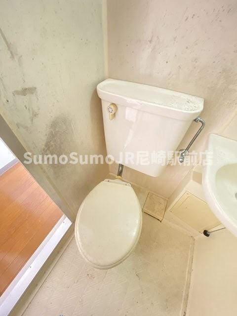 物件内観写真14　(シンプルで使いやすいトイレです)