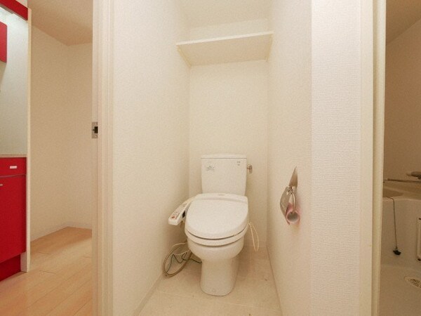 トイレ(清潔感のあるトイレです)