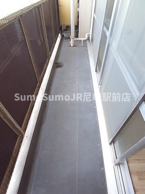 物件内観写真9　(バルコニーがあります)