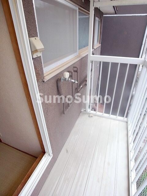 物件内観写真17　(広々としたバルコニーです)