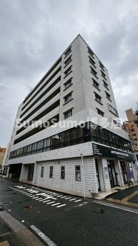 物件外観写真1　(きれいな外観です)