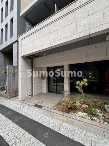 物件外観写真2　(エントランスです)