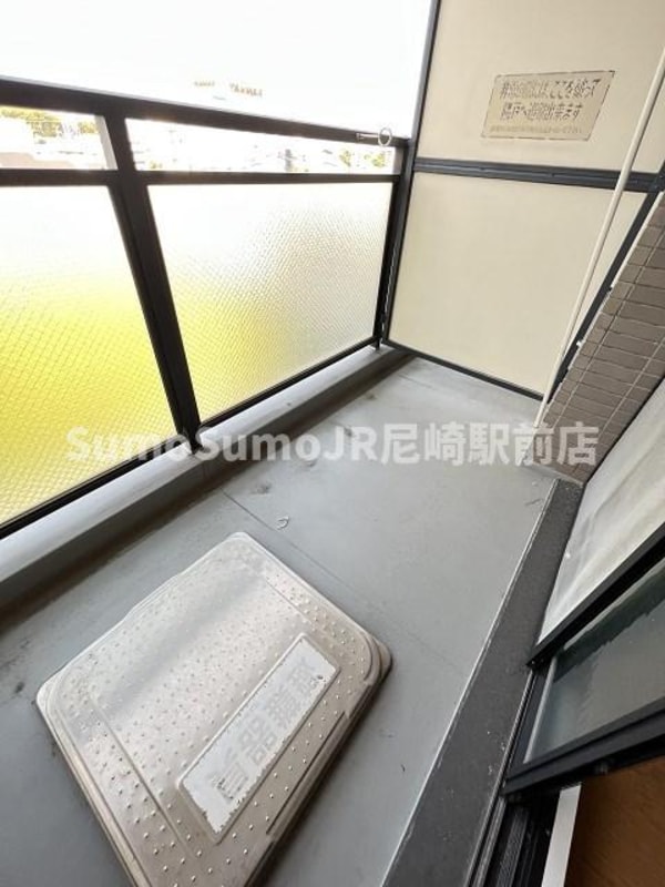 バルコニー(落ち着いた時間を過ごせるバルコニーです)