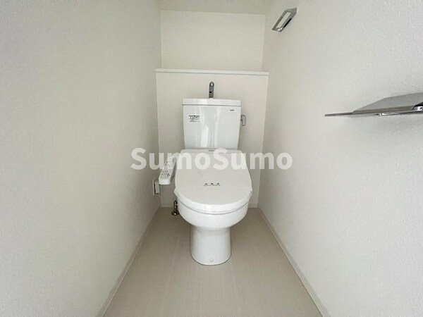 トイレ(ゆったりとした空間のトイレです)