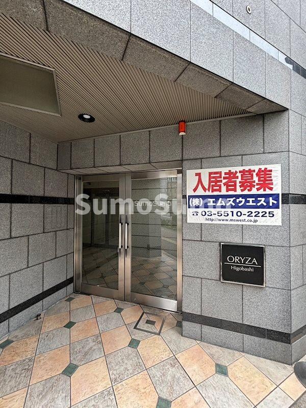 エントランス(建物の内部です)