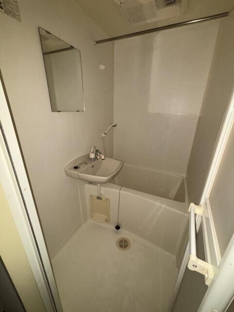 物件内観写真8　( )