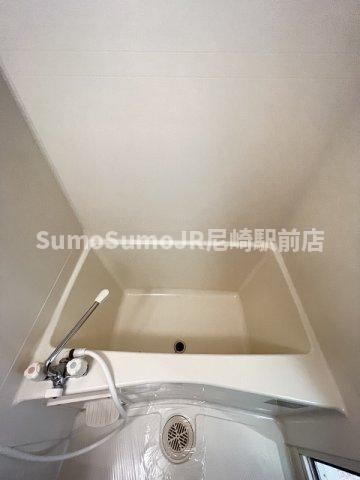 物件内観写真13　(きれいなお風呂です)