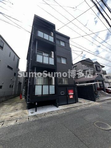 物件外観写真1　(外観もきれいです)