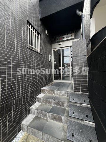 物件外観写真3　(毎日通るエントランスはこのようになっています)