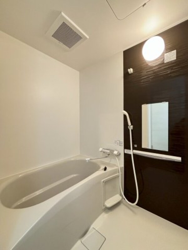 浴室(落ち着いた空間のお風呂です)