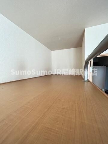 物件内観写真8　(寝室です)