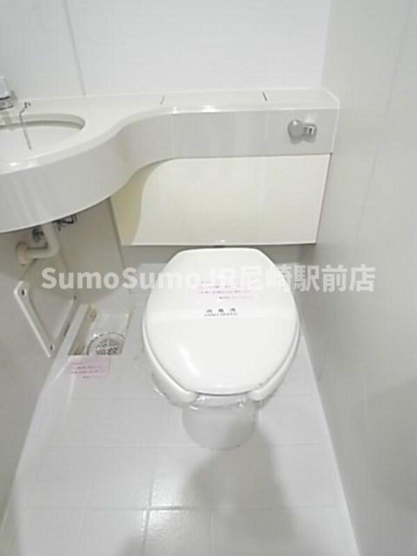 トイレ(清潔感のあるトイレです)