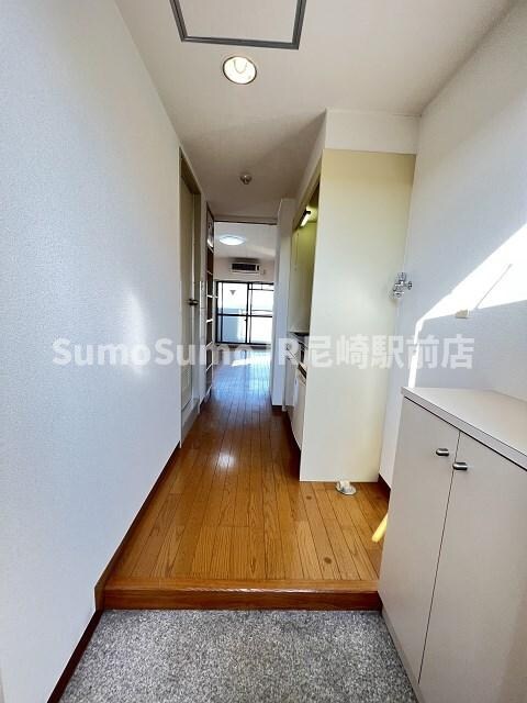 物件内観写真6　(毎日通る玄関はこちらです)