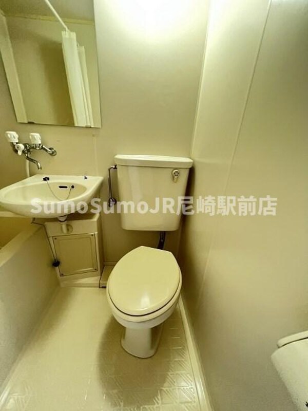 トイレ(落ち着いたトイレです)