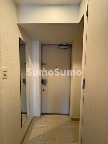 物件内観写真4　(落ち着いた玄関です)