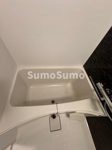 物件内観写真18　(コンパクトで使いやすいお風呂です)