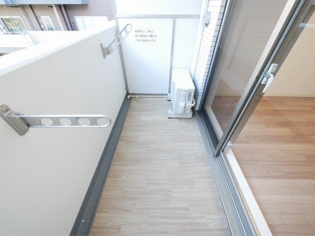 物件内観写真9　(バルコニー付きです)