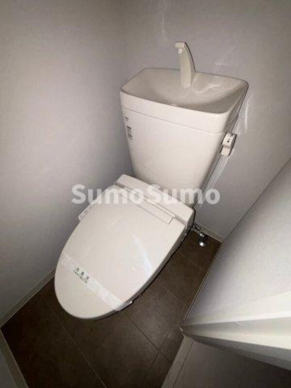 トイレ(シンプルで使いやすいトイレです)