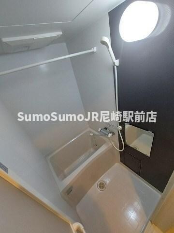 物件内観写真7　(ゆったり過ごせるお風呂です)