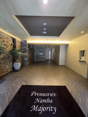 物件外観写真3　(ロビーです)