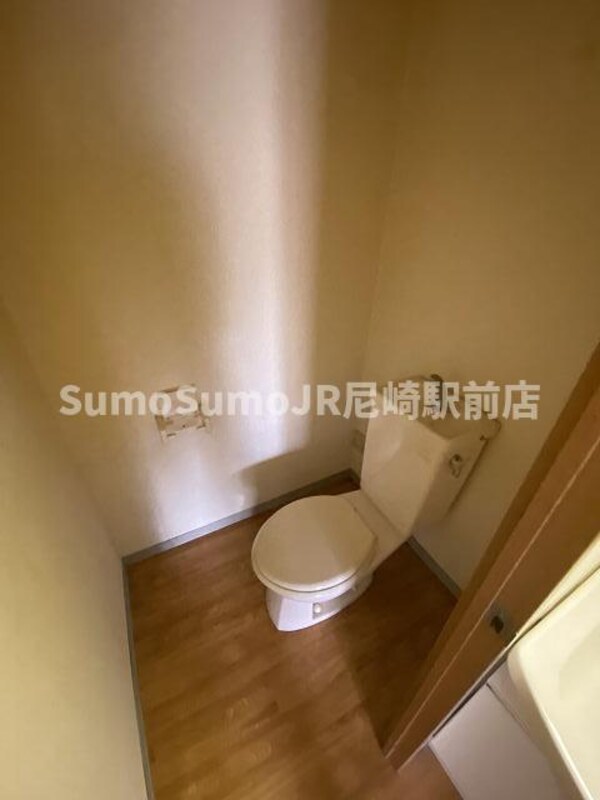 トイレ(トイレです)