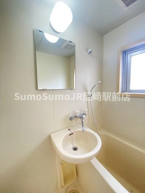 物件内観写真13　(洗面所です)