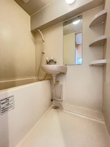 物件内観写真8　(使いやすいリビングです)