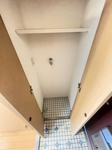 物件内観写真10　(たっぷりとした収納スペースです)