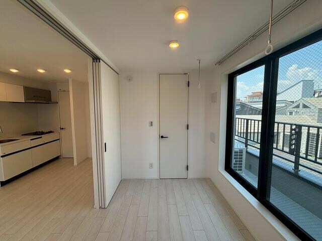 物件内観写真6　( )