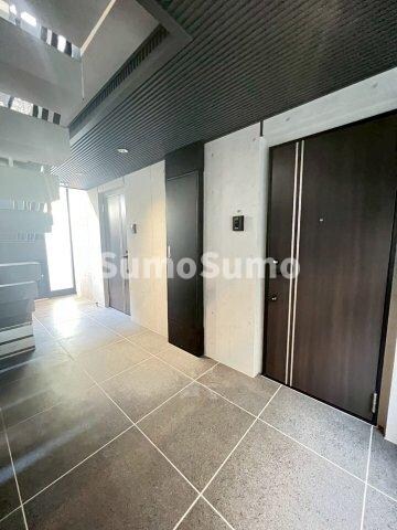 物件内観写真13　(ゆとりのあるロビーです)